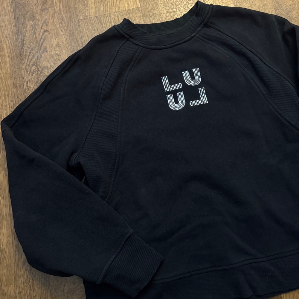Lululemon Womens Athletic Studded Scuba "Lulu" Oversized Fit Pullover Sweatshirt